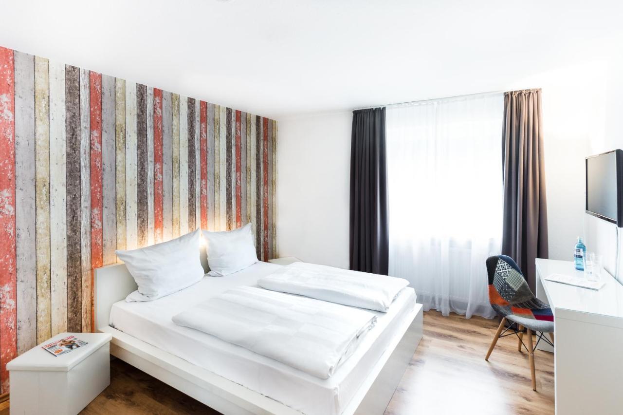 Haus Am Park - Ihr Gaestehaus In Фельберт Номер фото